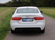 Jaguar XE 6
