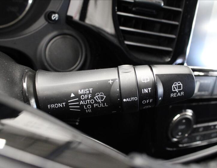 Mitsubishi Outlander 21