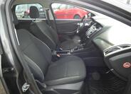 Ford Focus 10