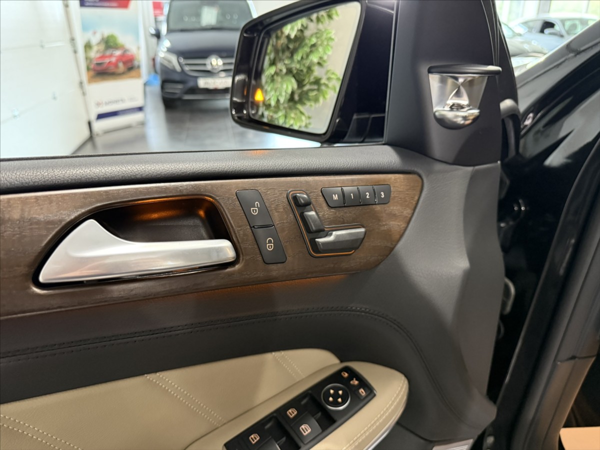 Mercedes-Benz GL