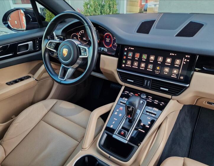 Porsche Cayenne 39