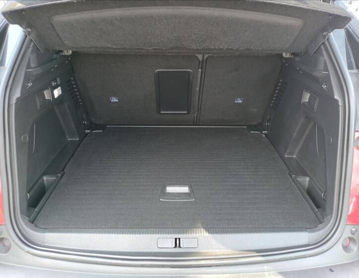 Peugeot 3008 5