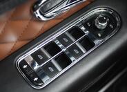 Bentley Bentayga 31