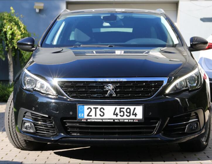 Peugeot 308 7