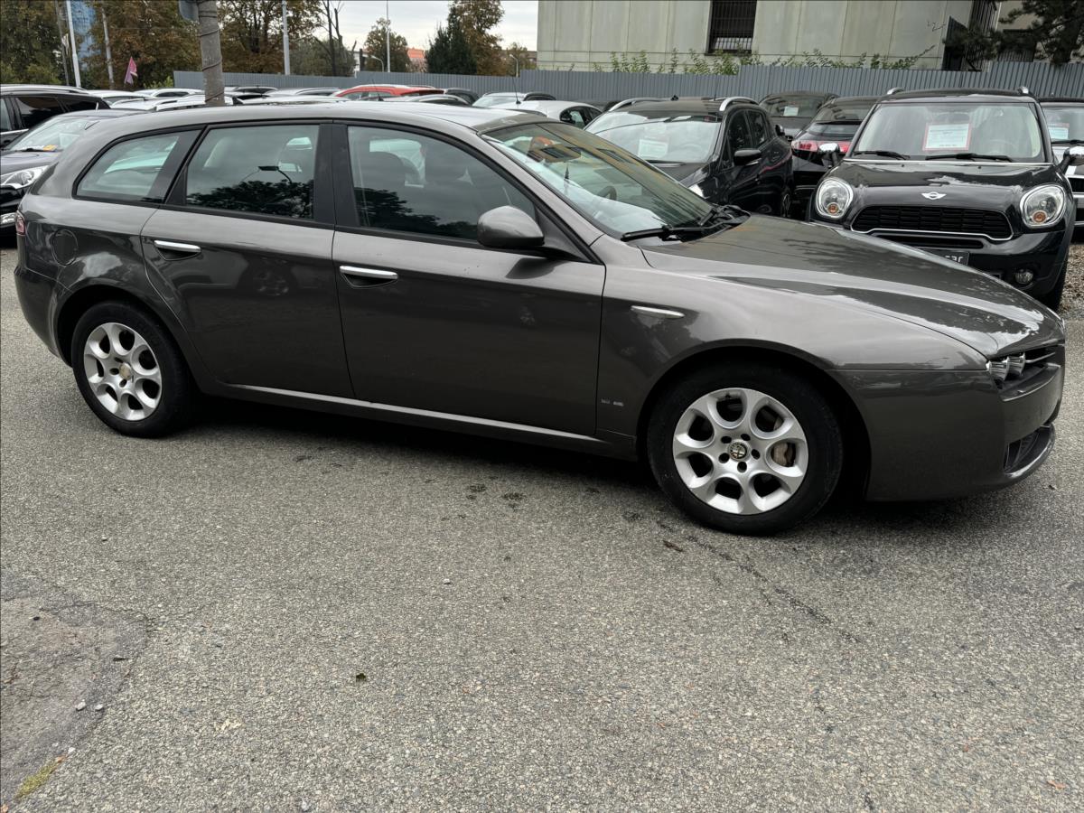 Alfa Romeo 159