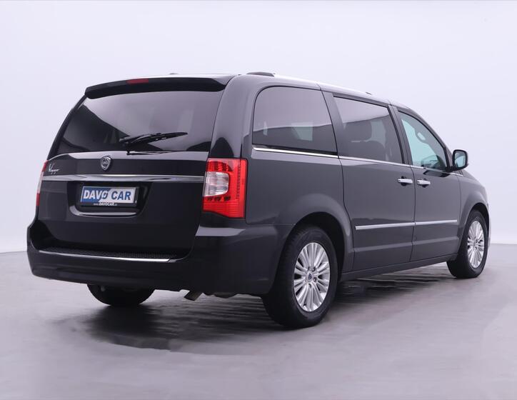 Lancia Voyager 7