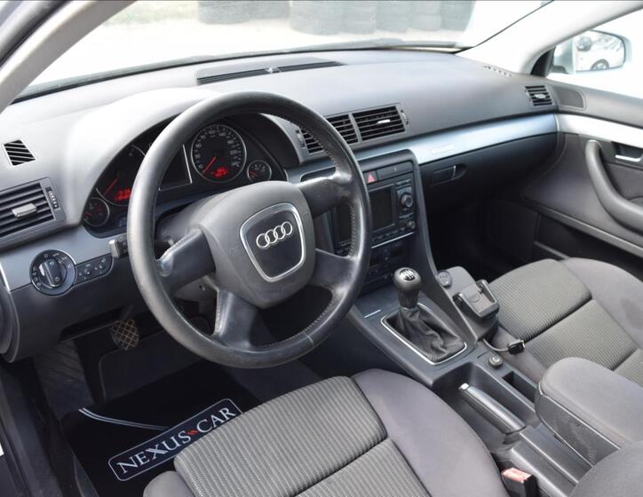 Audi A4 16