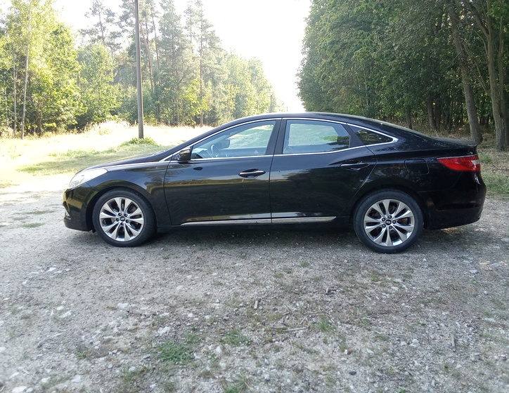 Hyundai Grandeur 4