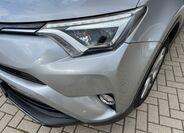 Toyota RAV4 10