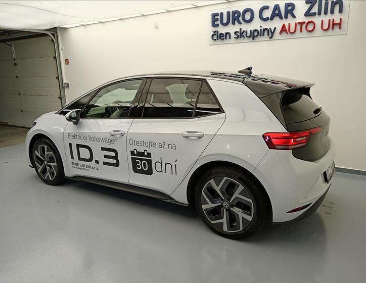 Volkswagen ID.3 4