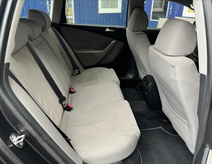 Volkswagen Passat 31