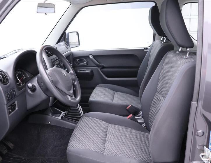 Suzuki Jimny 14