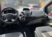 Ford Tourneo Custom 10