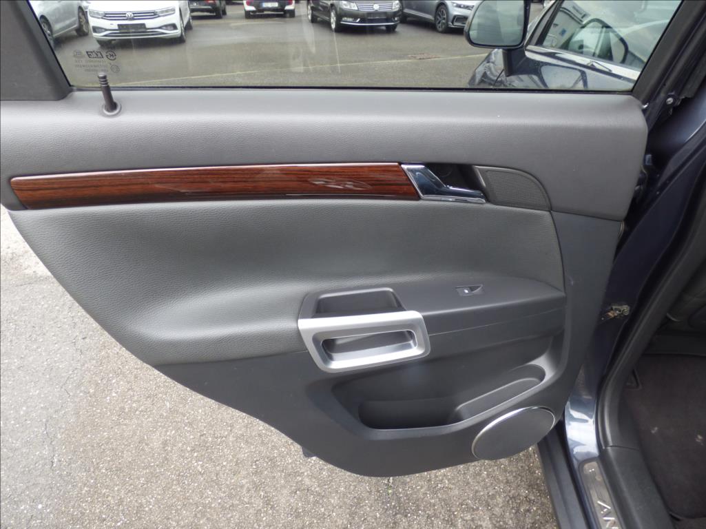 Opel Antara