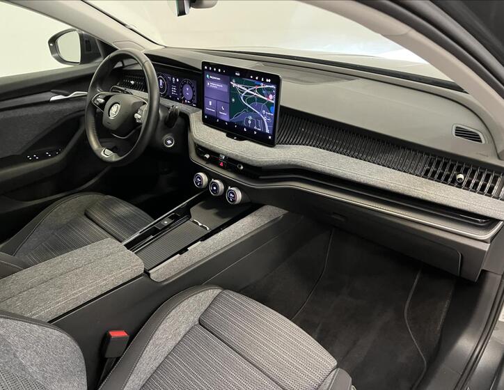 Škoda Superb 22