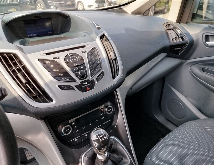 Ford C-MAX 21