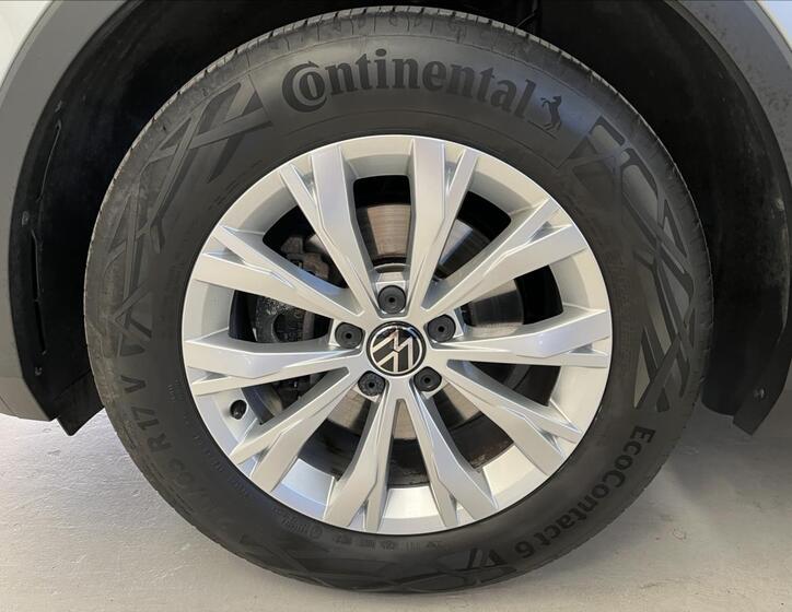 Volkswagen Tiguan 32
