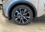 Toyota C-HR 8