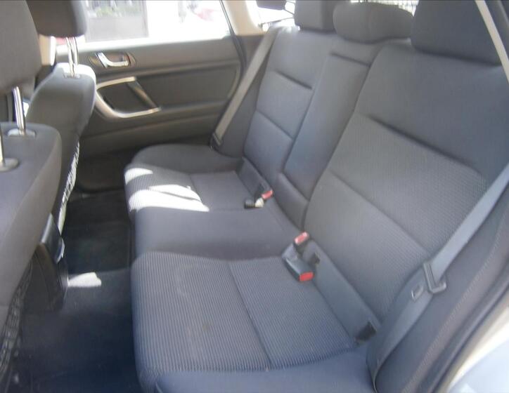 Subaru Legacy 8
