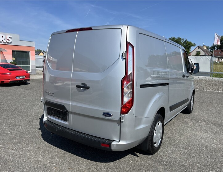 Ford Transit Custom 5