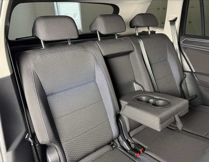 Volkswagen Tiguan Allspace 16