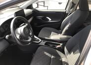 Toyota Yaris 8