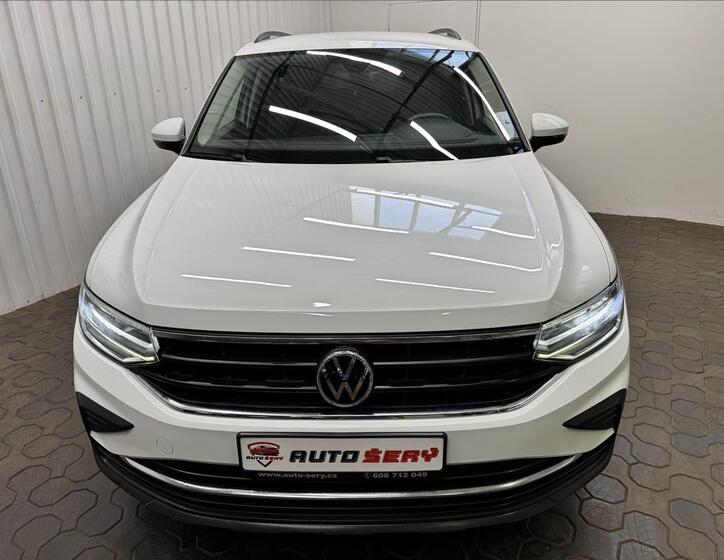 Volkswagen Tiguan 13