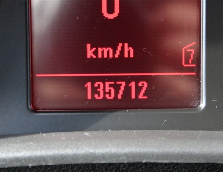 Opel Astra 9