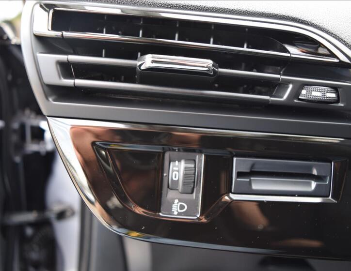 Citroën Grand C4 Picasso 30