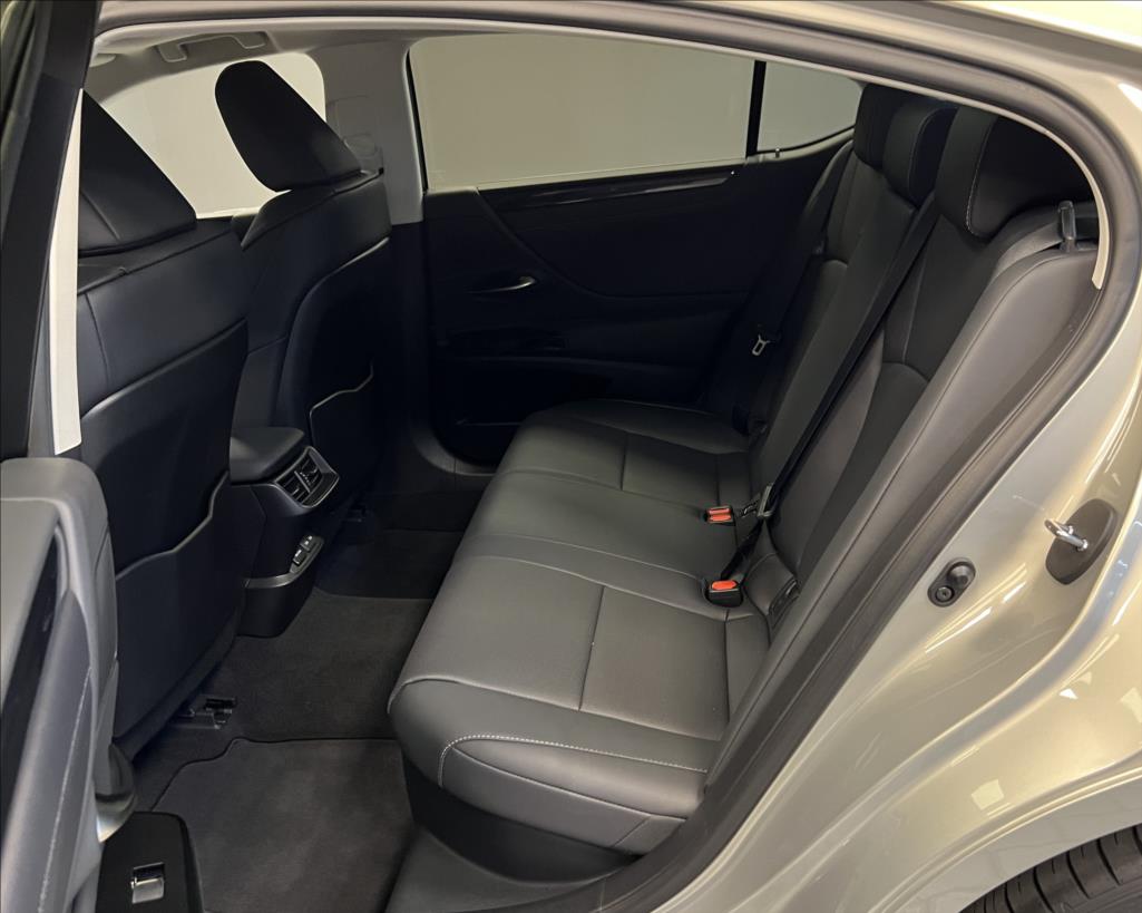 Lexus ES 300