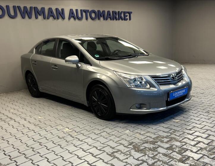 Toyota Avensis 12