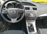 Mazda 3 4