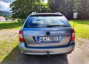 Škoda Superb 9