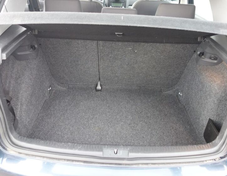 Volkswagen Golf 17