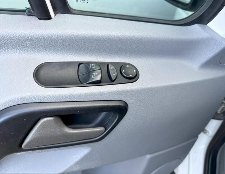 Volkswagen Crafter 16