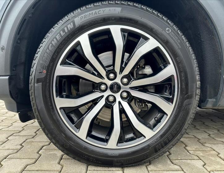Ford Explorer 10