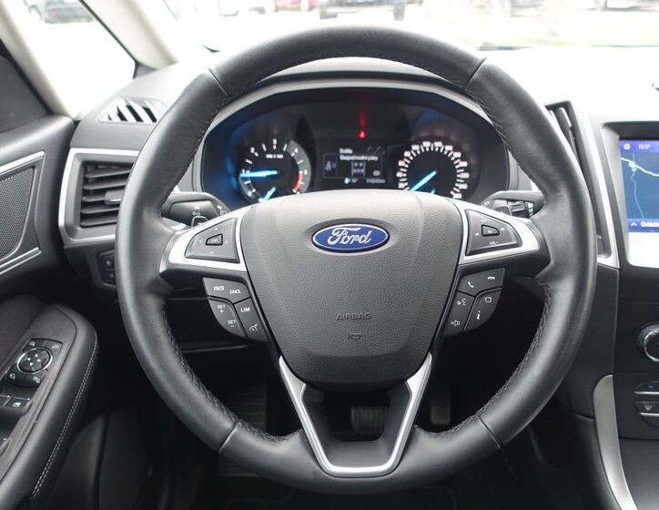 Ford S-MAX 9