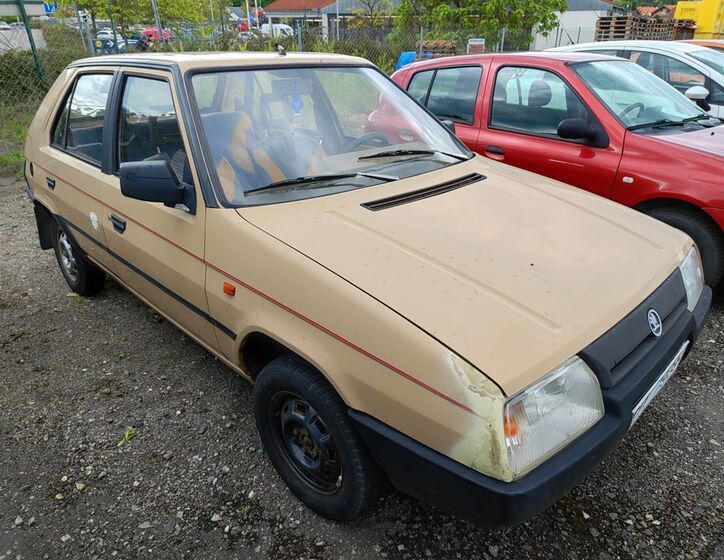 Škoda Favorit 4
