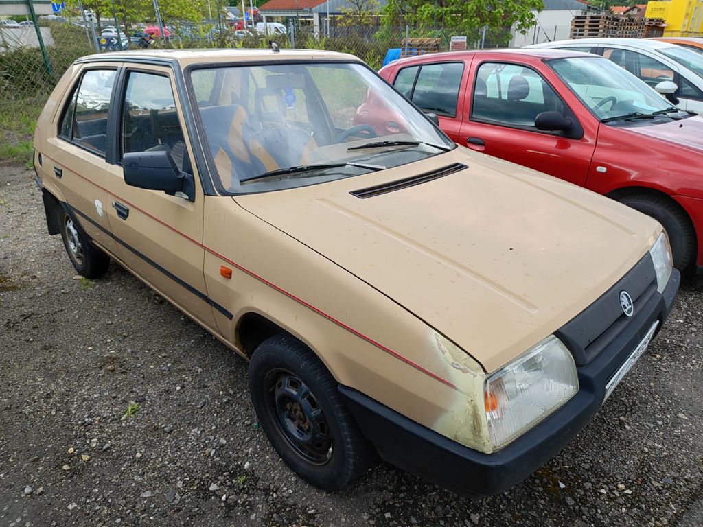 Škoda Favorit