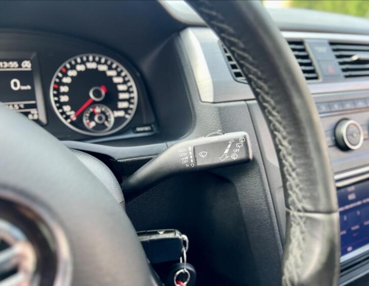 Volkswagen Caddy 24