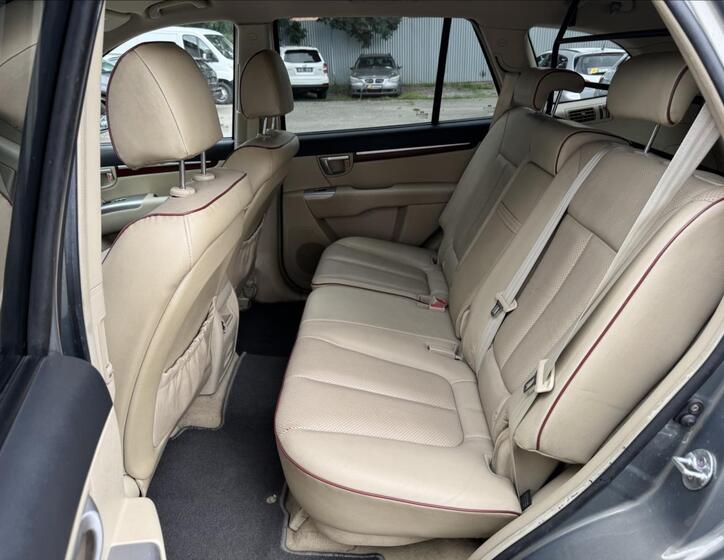 Hyundai Santa Fe 31