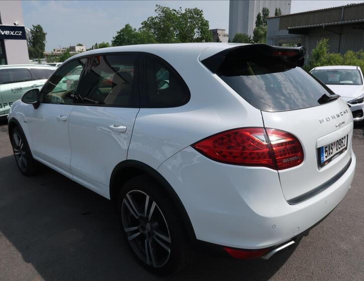Porsche Cayenne 4