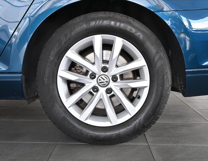 Volkswagen Passat 34