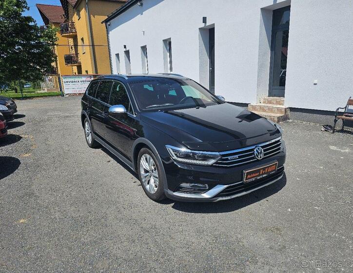 Volkswagen Passat 1