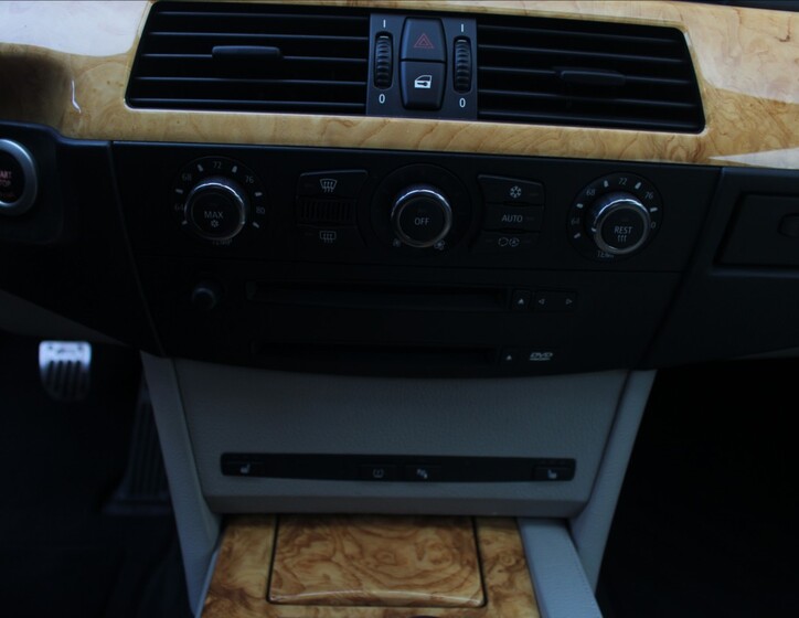 BMW M5 29