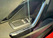 Peugeot 208 43