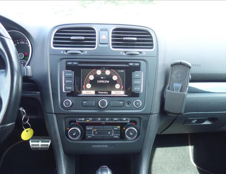 Volkswagen Golf 21