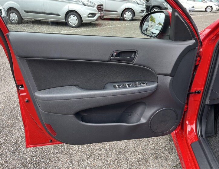 Hyundai i30 42