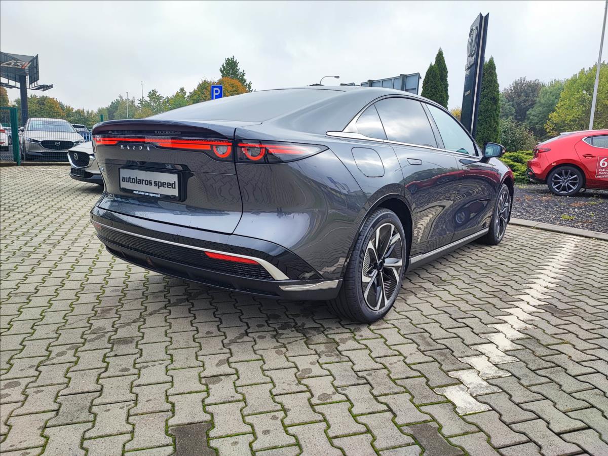 Mazda 6e