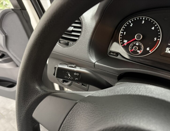 Volkswagen Caddy 10